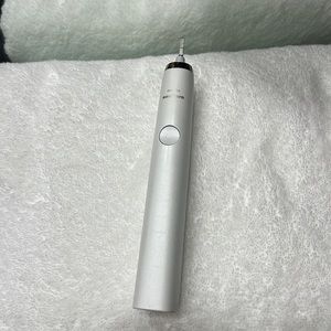 Philips sonicare diamond toothbrush base only white